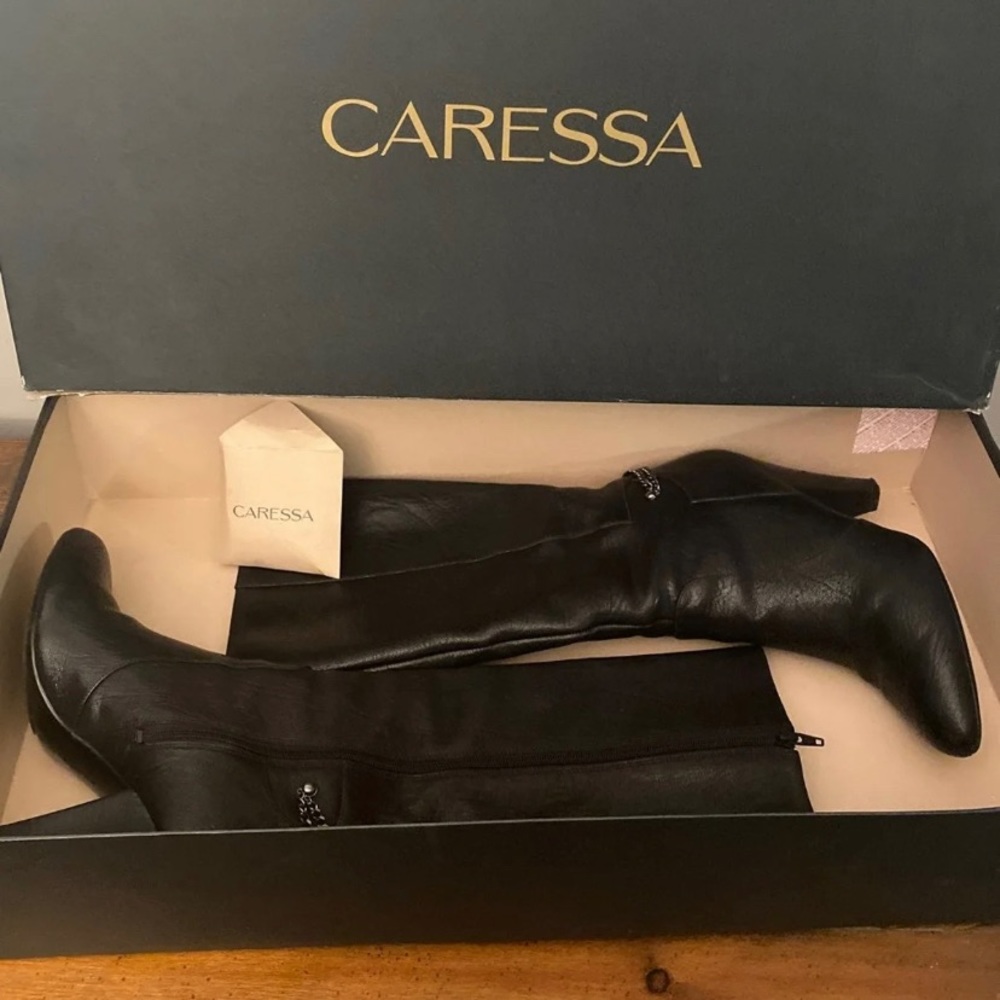 Caressa Black boots